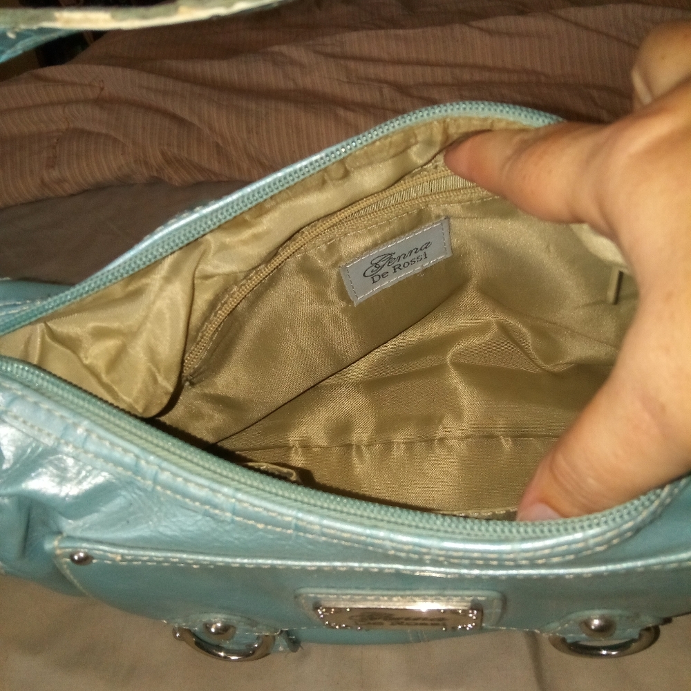 Handbag - Picture 2 of 3